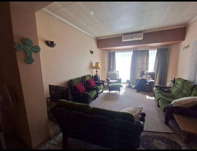3 BEDROOM HOUSE FOR SALE IN WITFIELD